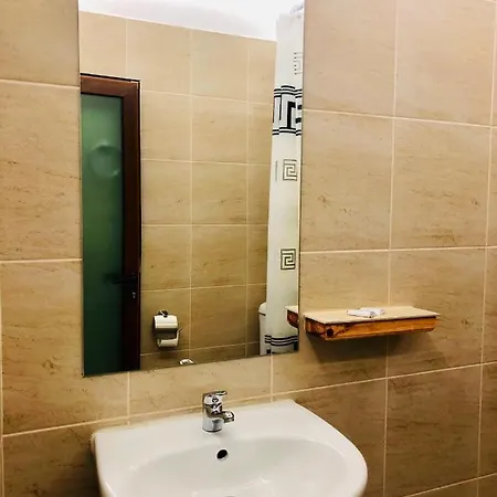 Hotel Adrian Shkorpilovtsi