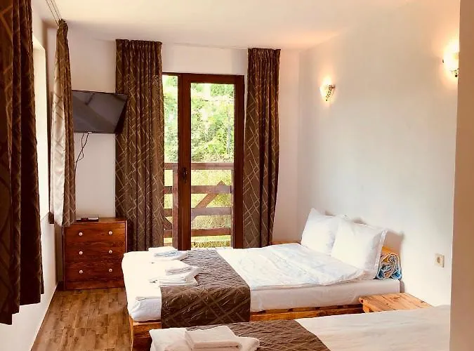 Adrian Шкорпиловци