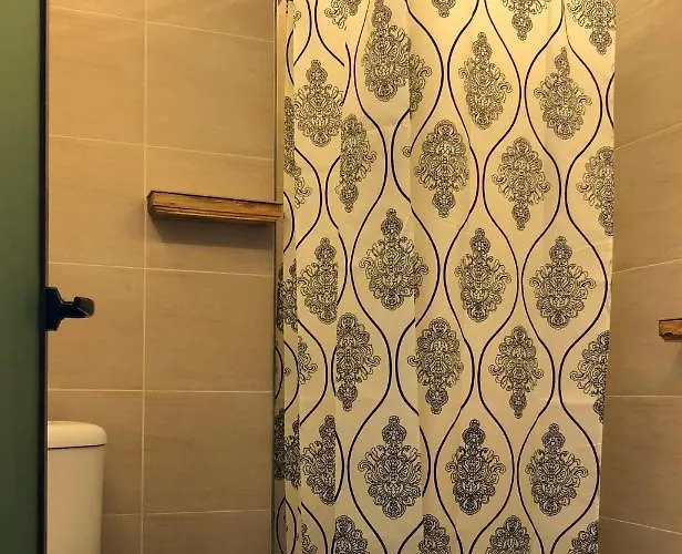 Adrian Отель 2*