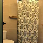 Adrian Hotel 2*