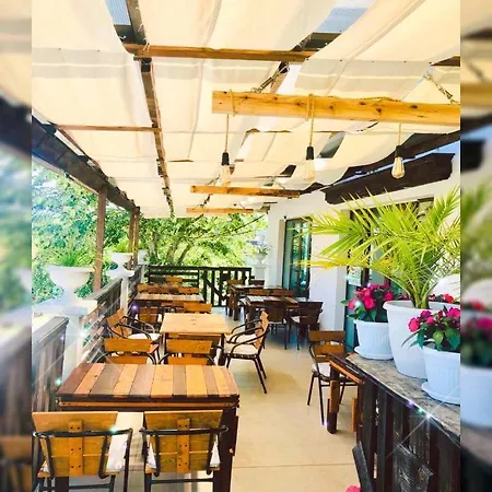 Otel Adrian Shkorpilovtsi